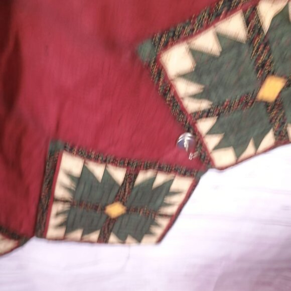 Quilted Christmas Tree Skirt With Closure Holiday Decor Reversible Red Green Yel - Picture 4 of 5